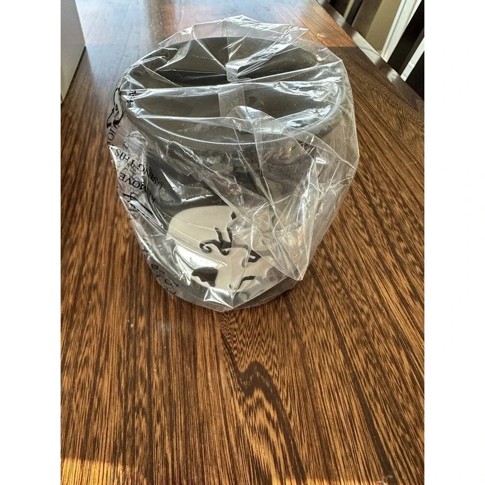 Scentsy Fright Night Bat & Moon Halloween Plug-In Wax Warmer – RETIRED!